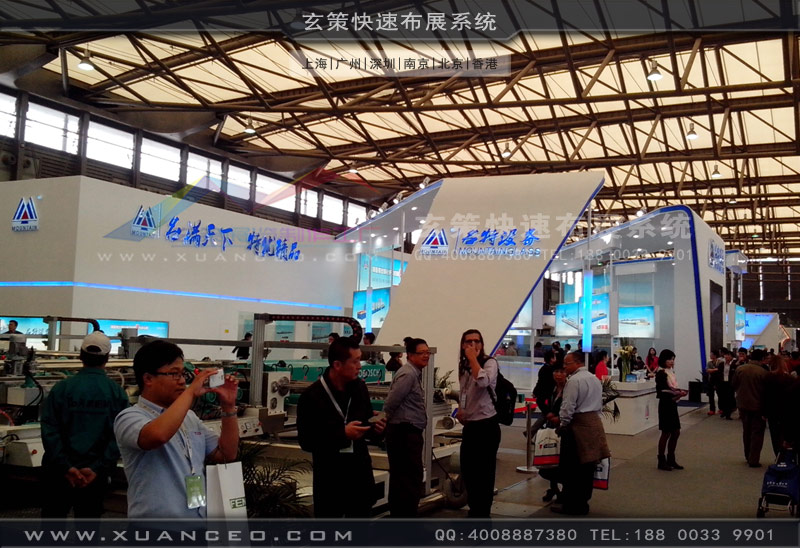 開(kāi)展當(dāng)日,展臺(tái)搭建實(shí)體圖